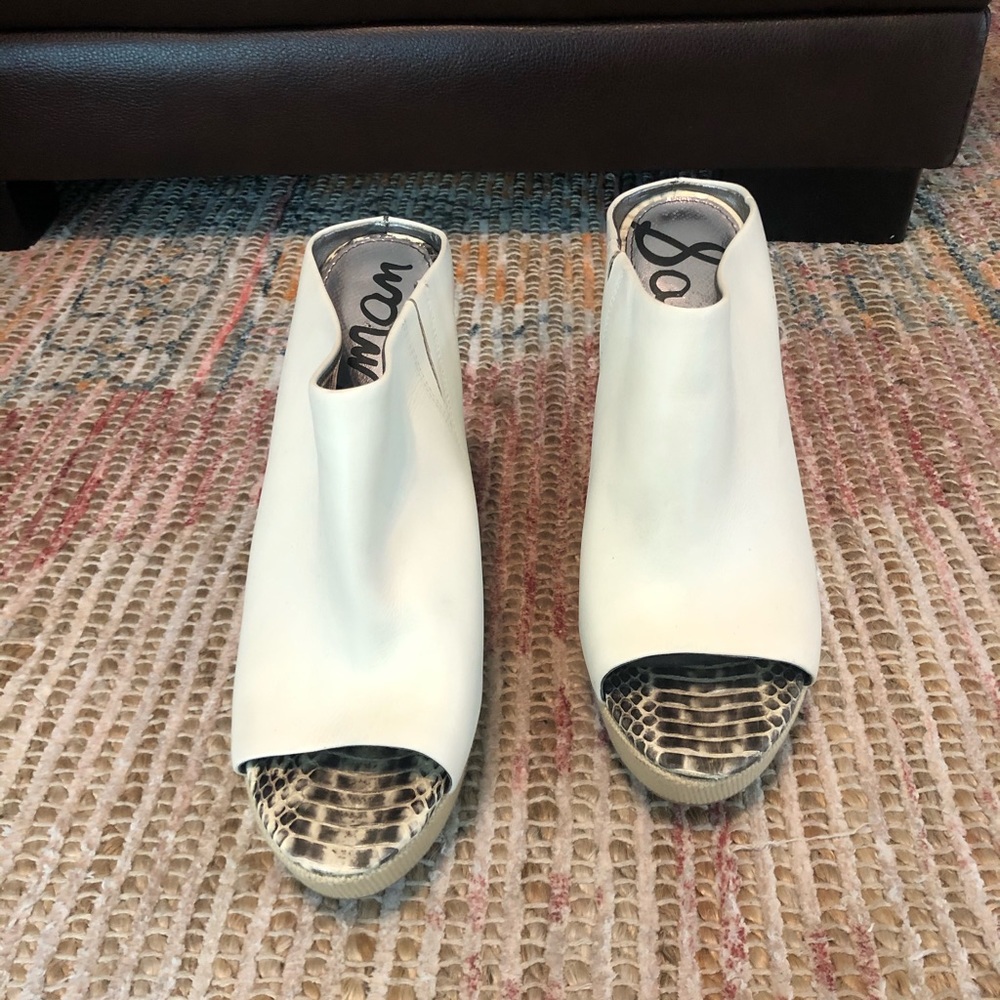 Kylie Steve Madden Wedges